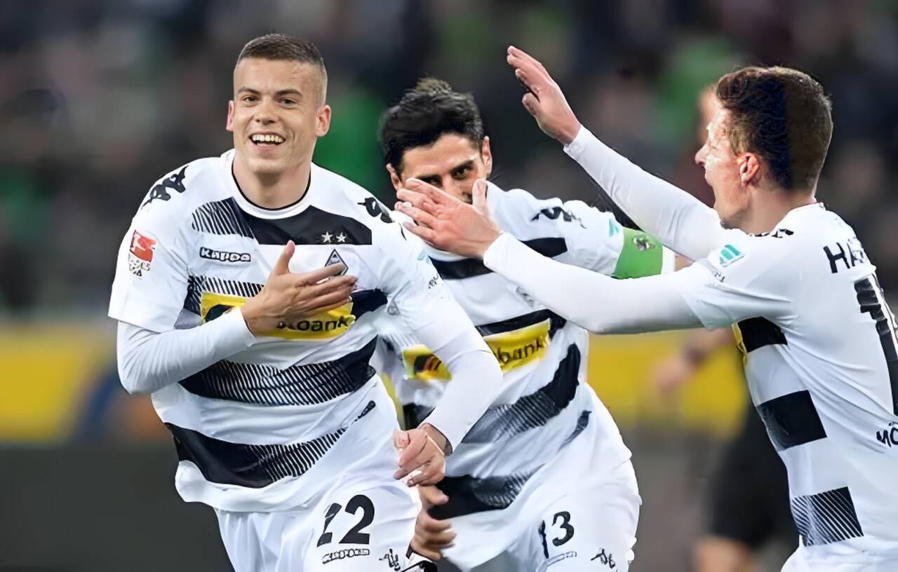 包含门兴格拉德巴赫新援表现出色，备受关注的词条