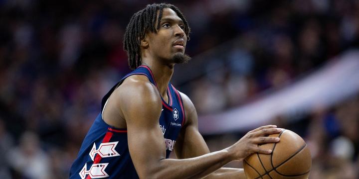 赛场上激烈角逐，谁能笑到最后？