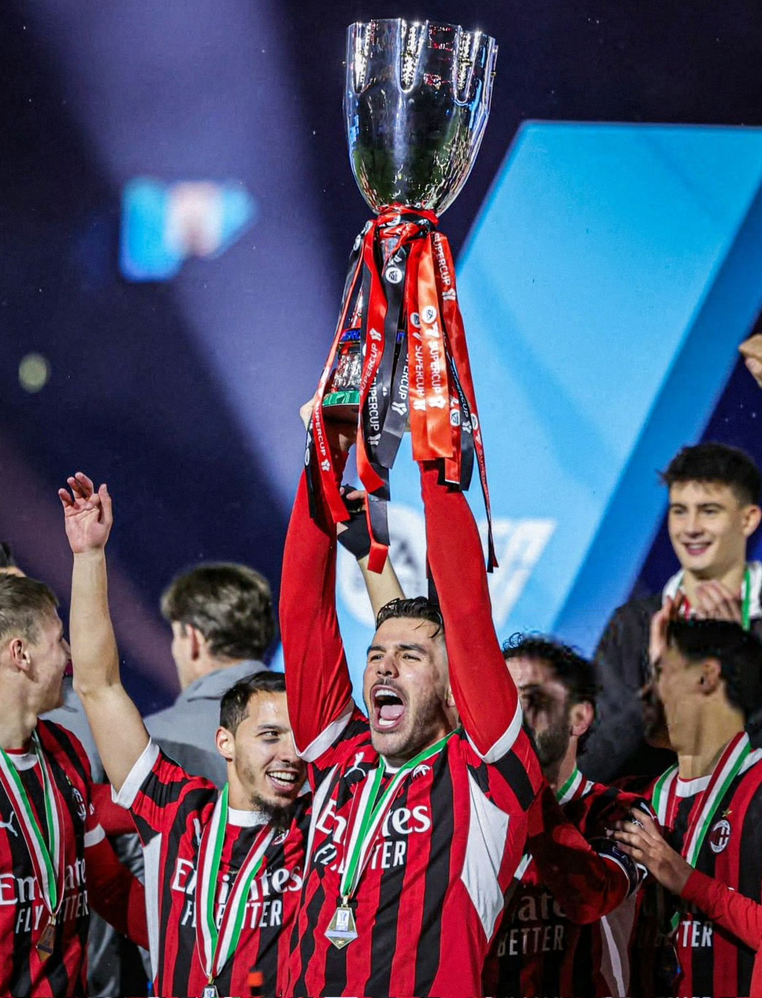 世俱杯参赛资格-意大利赛场竞争激烈，球队实力逐渐显现的简单介绍