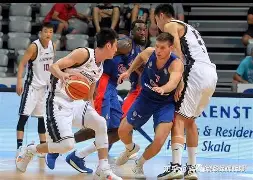 世俱杯决赛-利尔攻防俱佳稳胜对手，实力备受认可