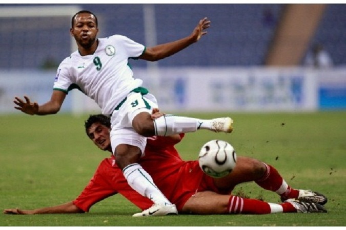 世俱杯-阿尔阿赫利狂胜对手，积分榜领跑