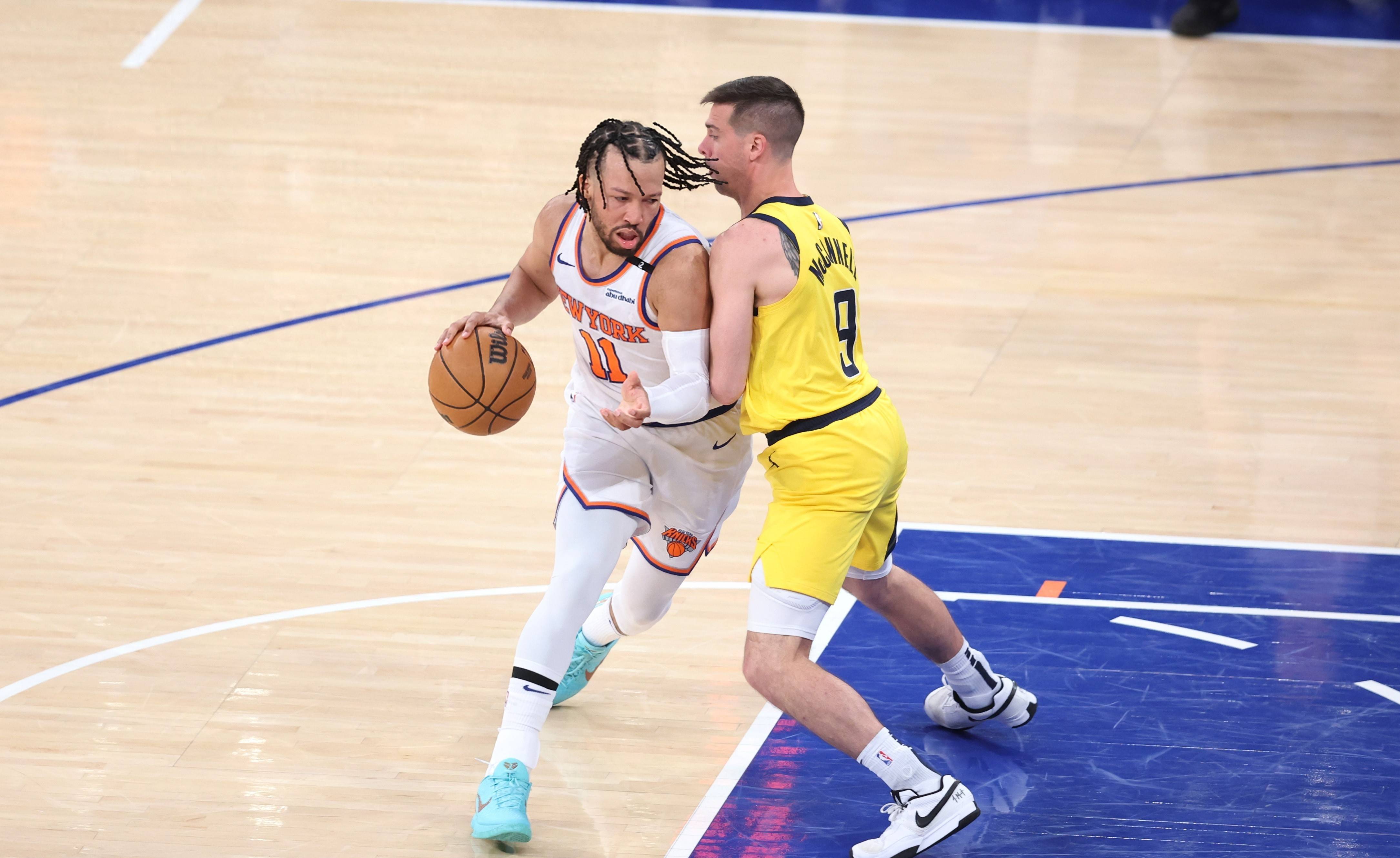 合理轮换球员，球队实现全面胜利