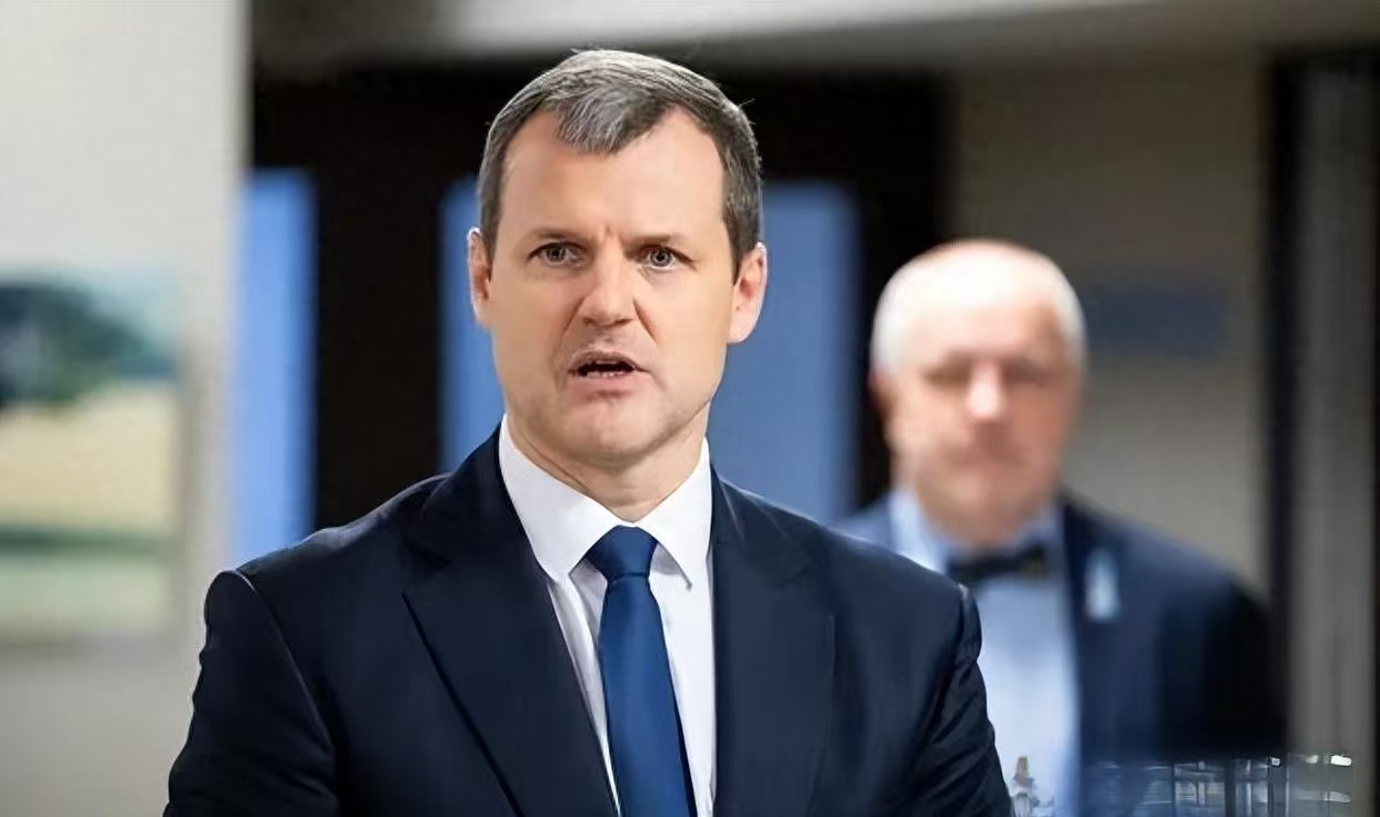 世俱杯官网-关于立陶宛击剑选手勇夺冠军，技压群芳的信息