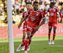 斯特拉斯堡客场告捷，积分攀升