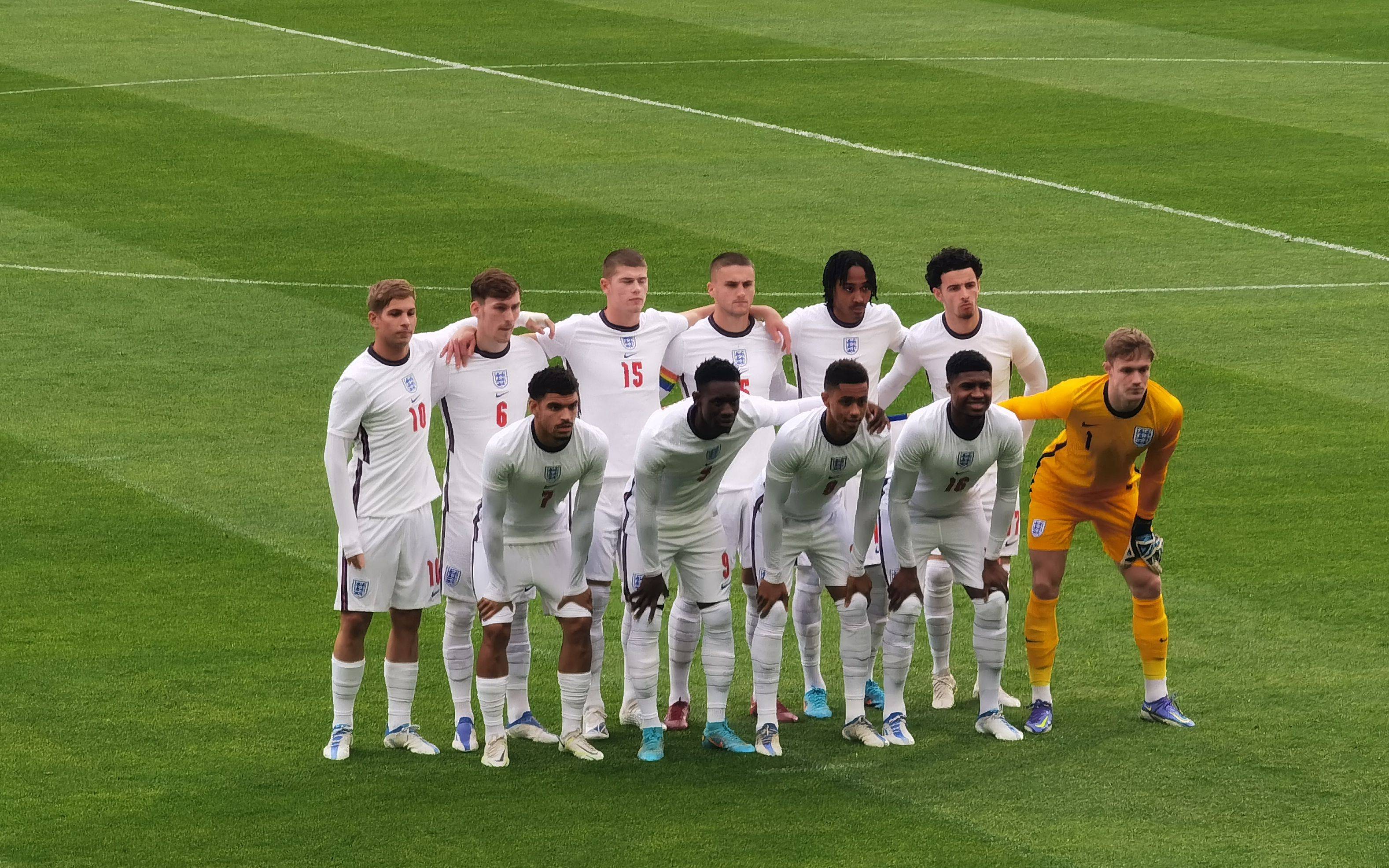 世俱杯决赛-英格兰与德国的足球比赛，精彩纷呈的对决的简单介绍