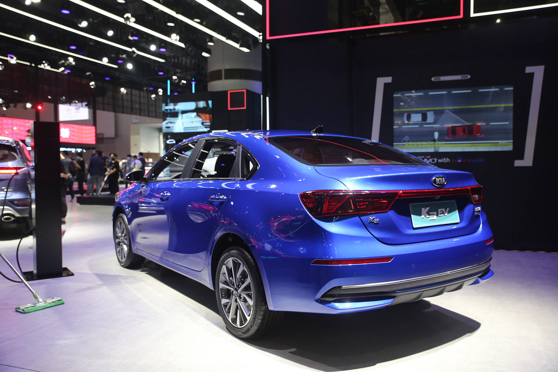 包含起亚主帅调整阵容，球队状态逐渐回升的词条