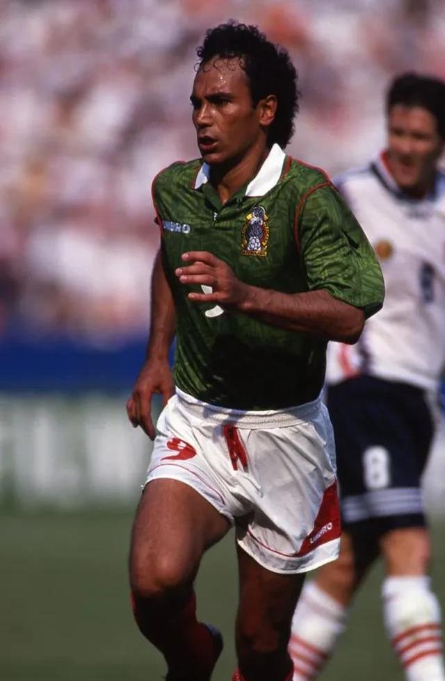 世俱杯改制-墨西哥队击败墨西哥，取得突破性胜利的简单介绍