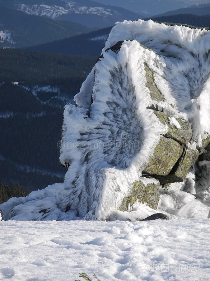 瑞士挑战罗马尼亚，实力对比备受瞩目