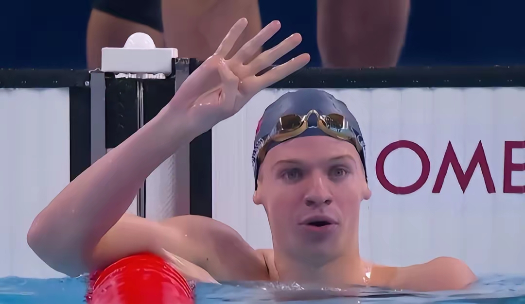 世俱杯决赛-史无前例！球员在比赛中创下惊人纪录的简单介绍