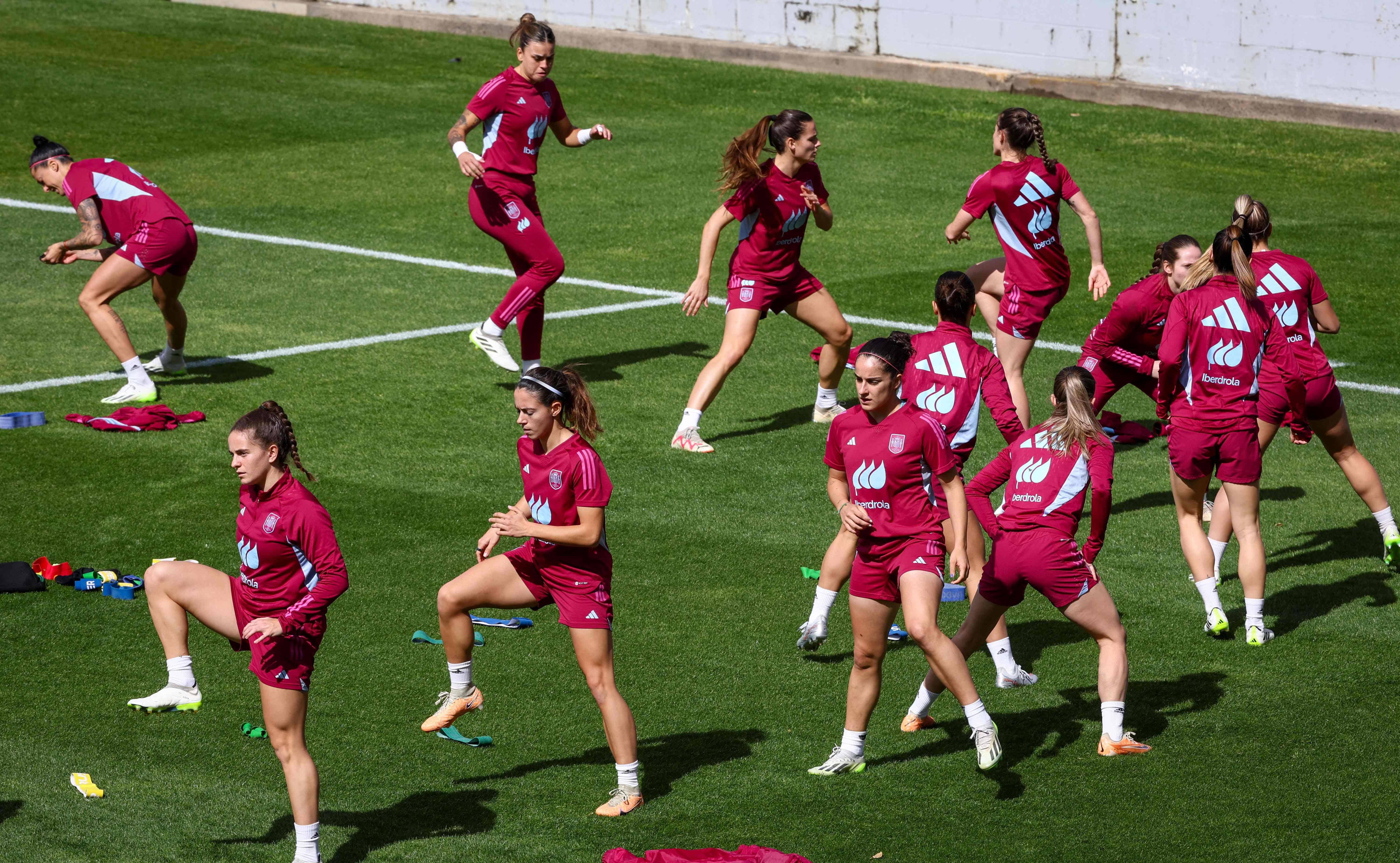 世俱杯官网-队员训练日志：女子足球队备战状况良好的简单介绍