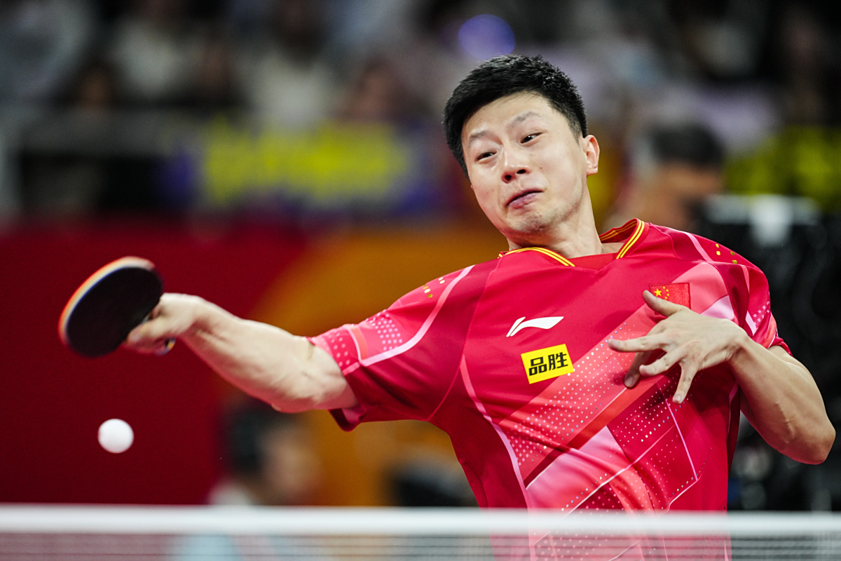 挪威乒乓球选手发挥出色，锁定前三名