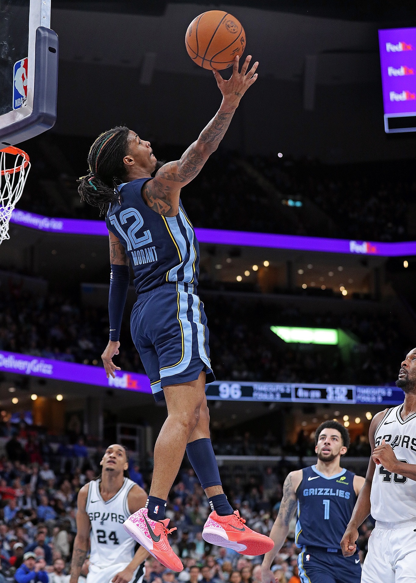 灰熊客场力克马刺，实力渐显提升的简单介绍