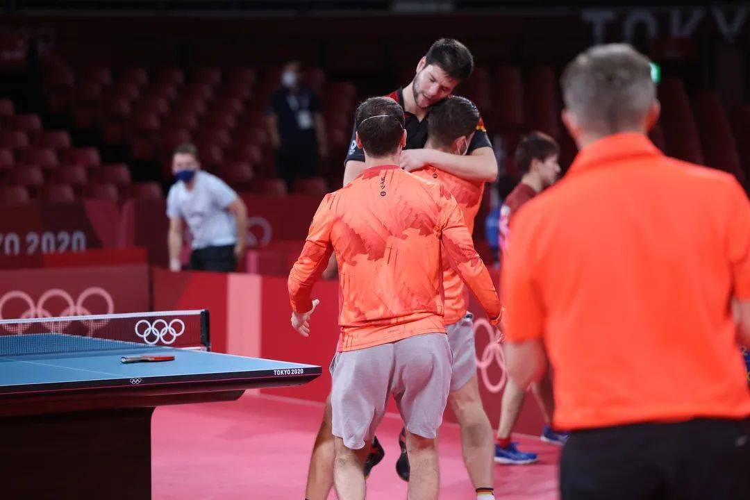 德国队轻取奥地利队，王皓带队取胜