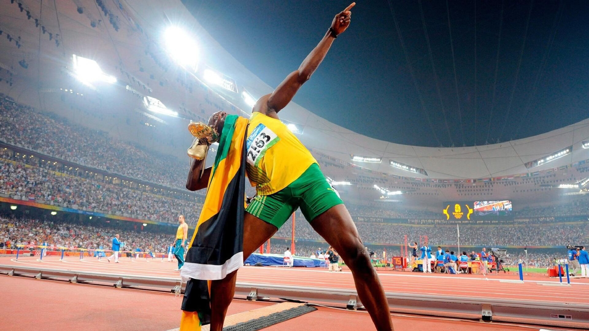 双喜临门，英格兰队轻取波兰队，樊振东刷新纪录彰显体育魅力